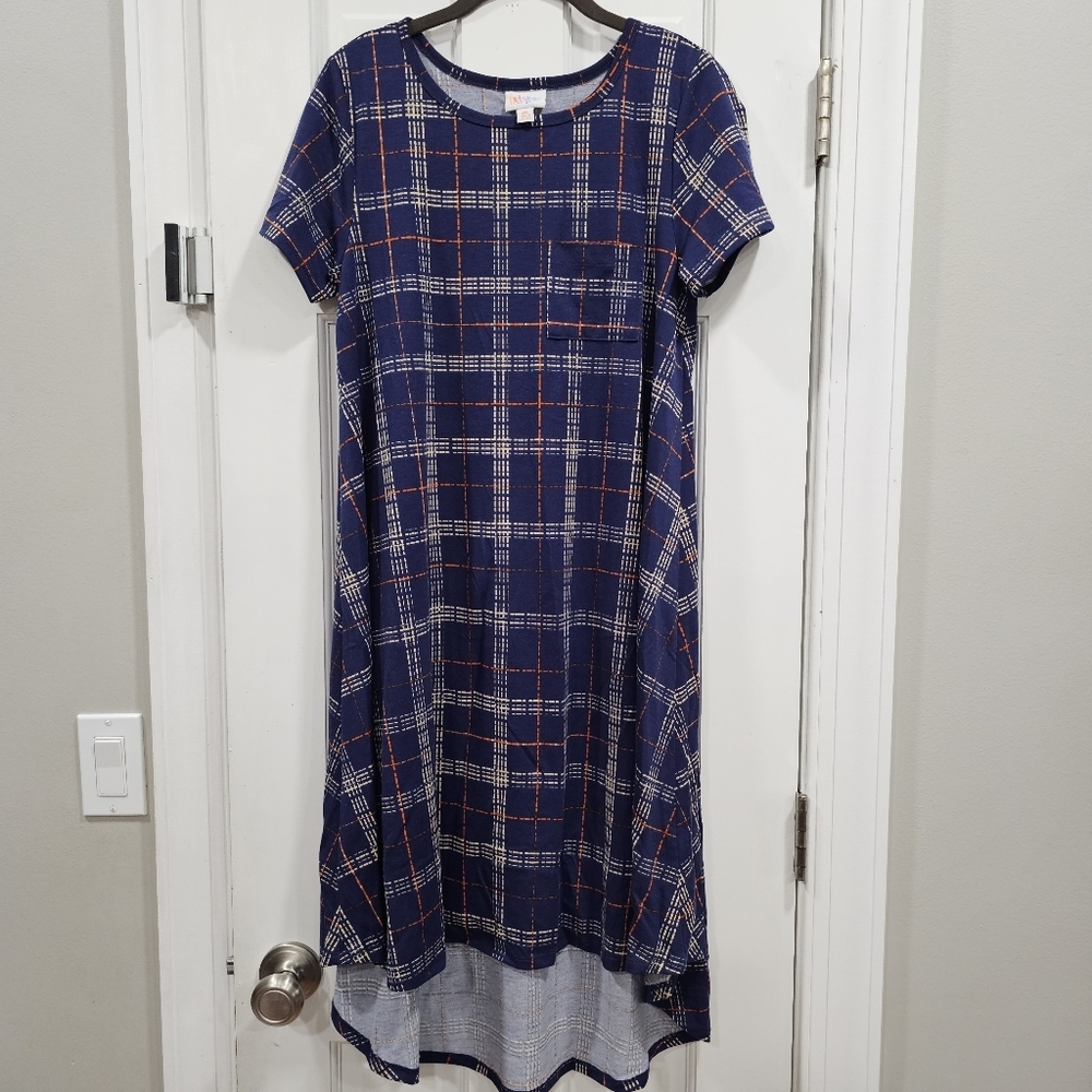 LuLaRoe Carly XS Navy Plaid High Low Swing Holiday Christmas Pocket Dress